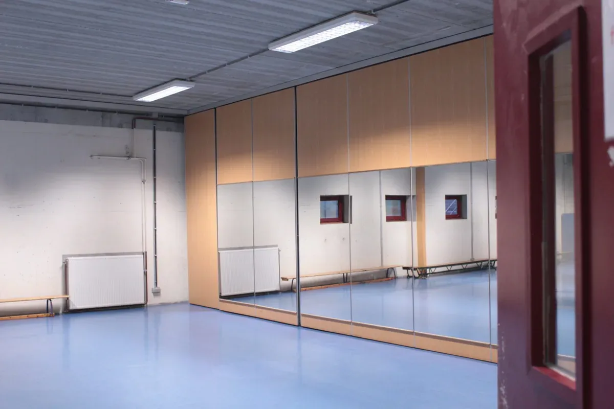 Photos of the hall — photo 1